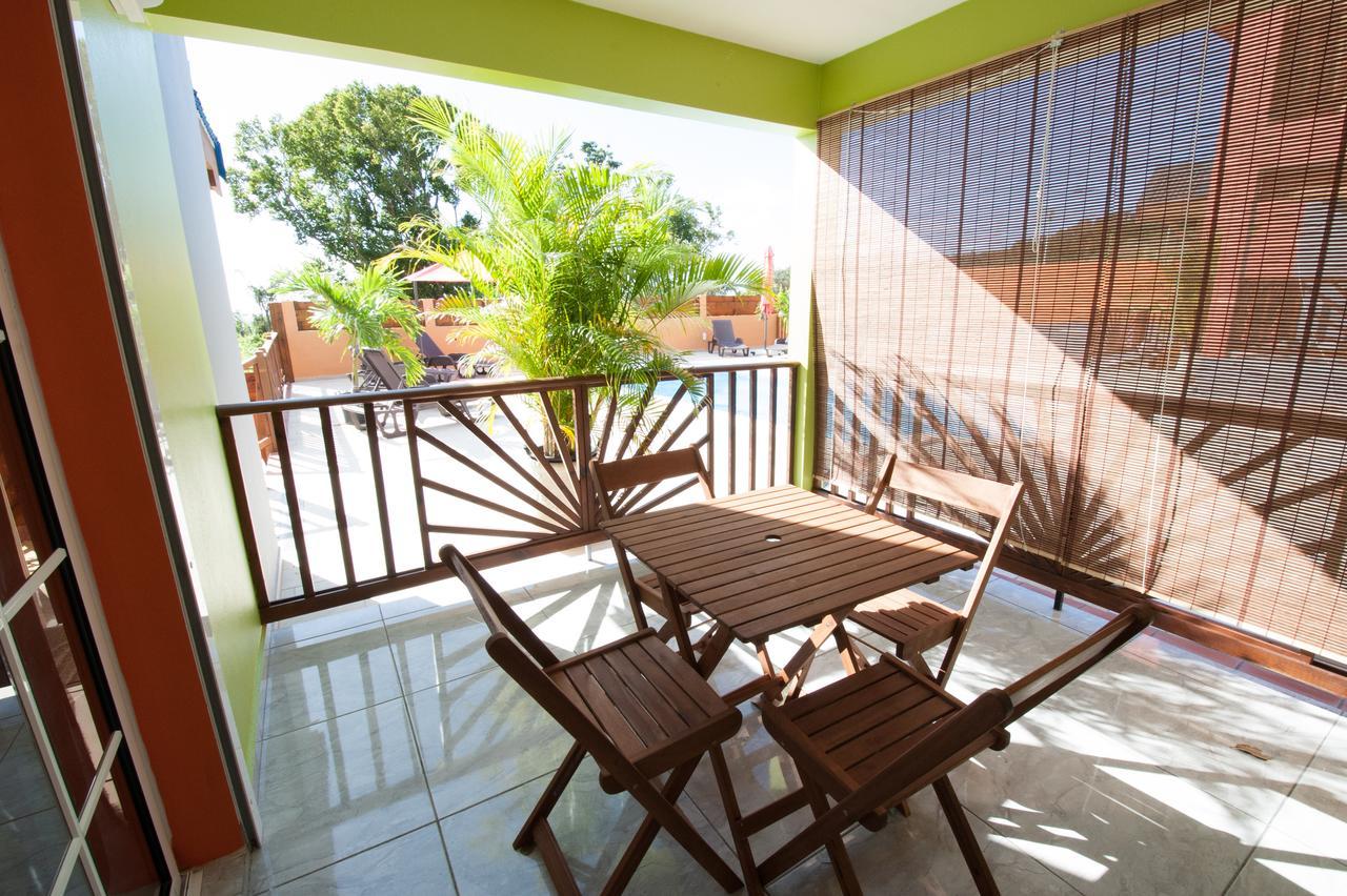 Les Gites Du Bonheur Deshaies Exterior photo