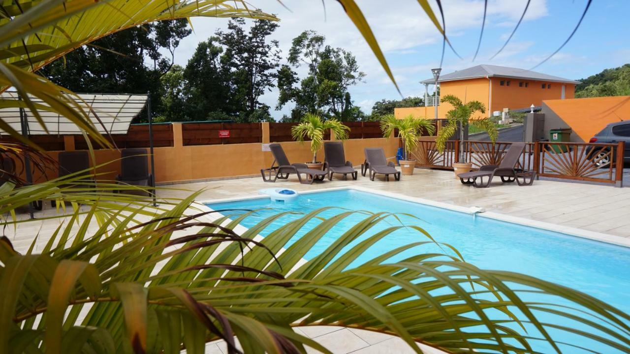 Les Gites Du Bonheur Deshaies Exterior photo