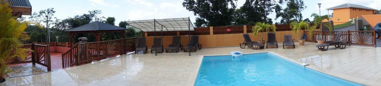 Les Gites Du Bonheur Deshaies Exterior photo