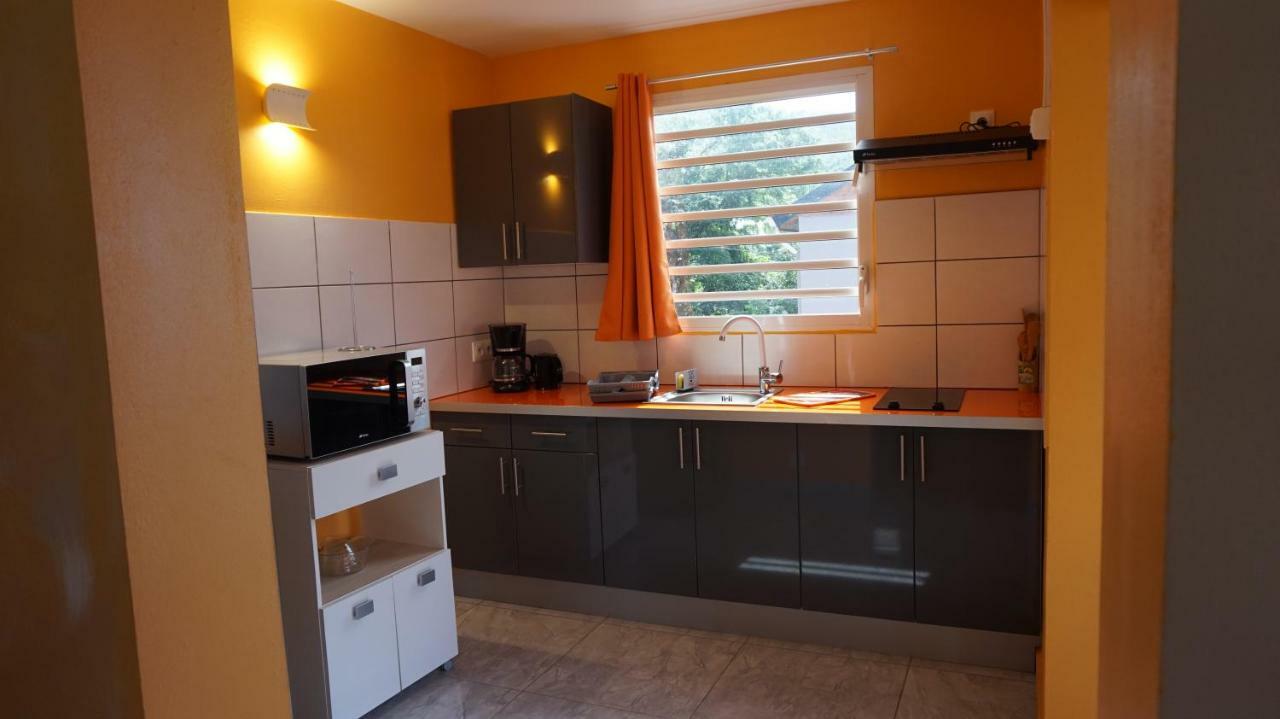 Les Gites Du Bonheur Deshaies Exterior photo